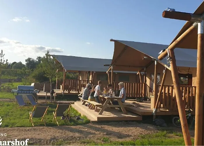 De Hazelaarshof Luxe Glampingtent Bij Natuurgebied De Millingerwaard *