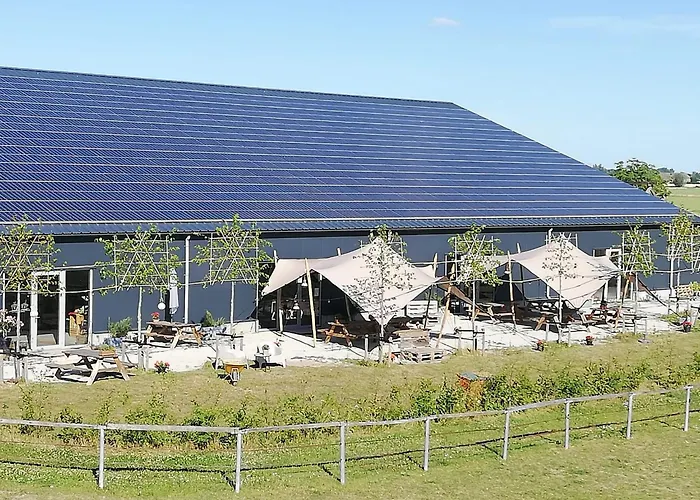 De Hazelaarshof Luxe Glampingtent Bij Natuurgebied De Millingerwaard Luxe tent Kekerdom