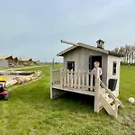 De Hazelaarshof Luxe Glampingtent Bij Natuurgebied De Millingerwaard Luxe tent