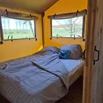 De Hazelaarshof Luxe Glampingtent Bij Natuurgebied De Millingerwaard Luxe tent *